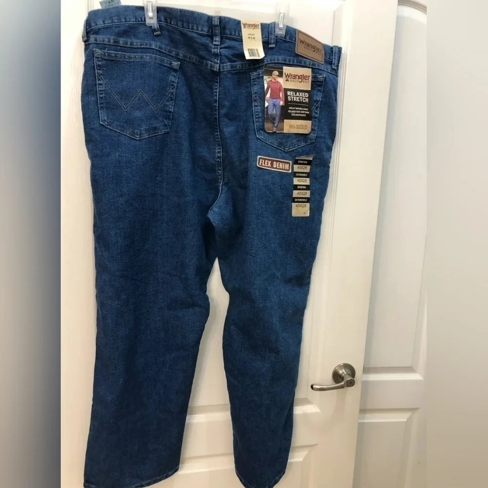 Wrangler Rugged Wear Relaxed Stretch Flex Denim Jeans Mens 48 x 28 NWT
